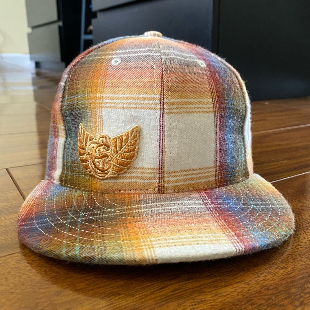 Elm Company fitted hat size 7 3/8